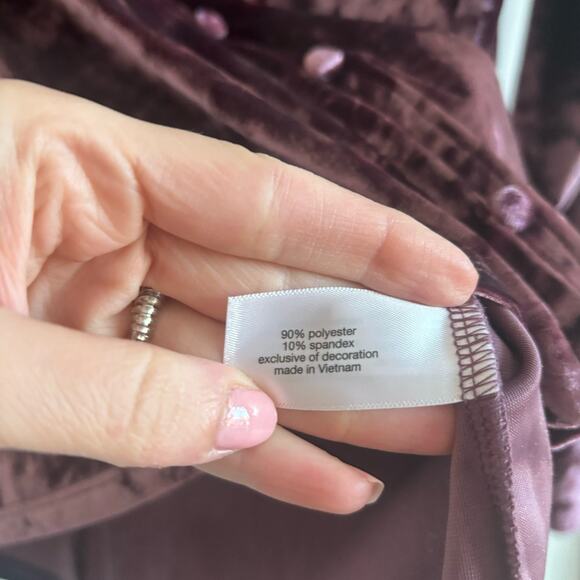 Lane Bryant Crushed Velvet Purple V Neck Blouse Sz 14 / 16 - Picture 4 of 9